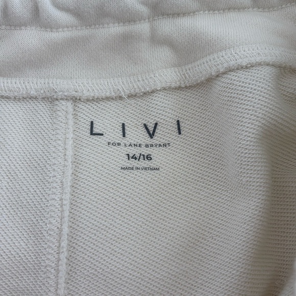 Lane Bryant Cream/Ivory & Light Blue Cropped Joggers w/Front Pockets. Size 14/16 - Picture 6 of 10